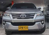 Toyota Fortuner 2.7l Mid