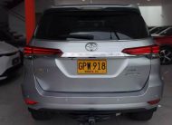 Toyota Fortuner 2.7l Mid