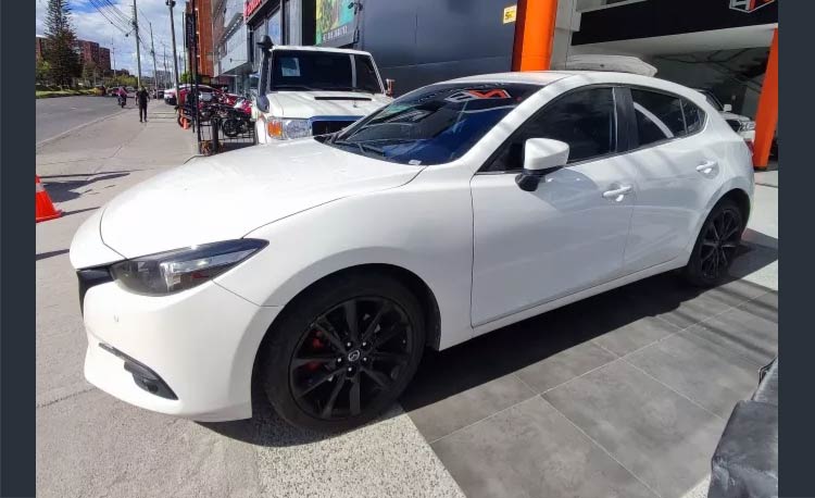 Mazda 3 2.0 Sport Touring