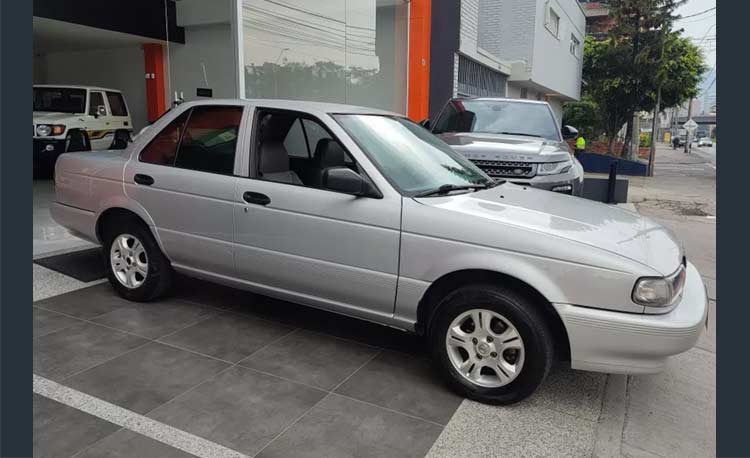 Nissan Sentra 1.6 B13