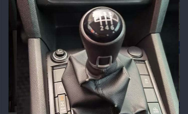 Volkswagen Amarok TRENDLINE MT 2000CC 4X4