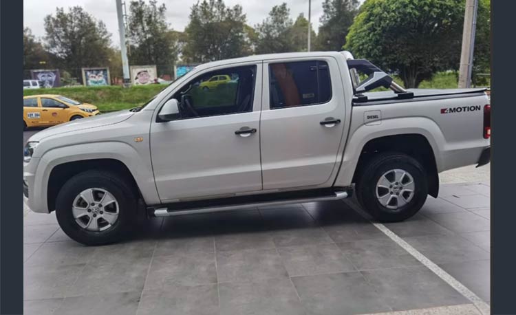 Volkswagen Amarok TRENDLINE MT 2000CC 4X4