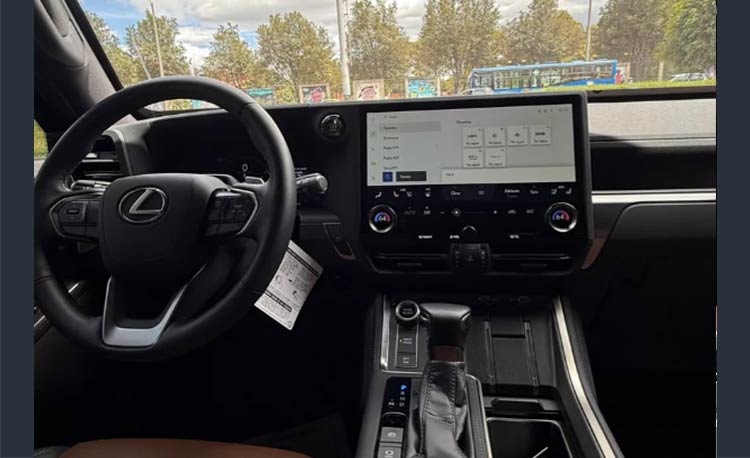 Lexus GX 550 Premium +