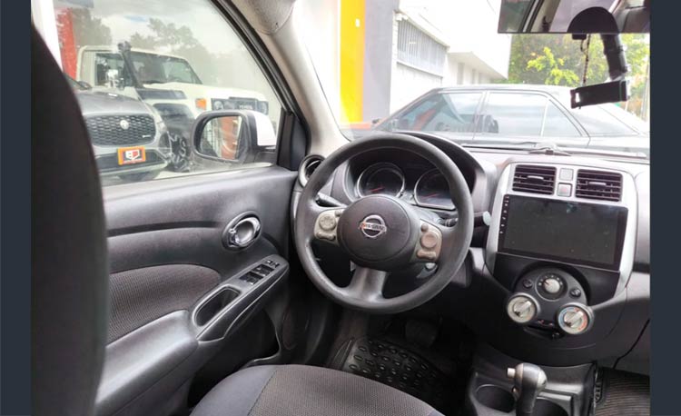 Nissan Versa 1.6 Advance