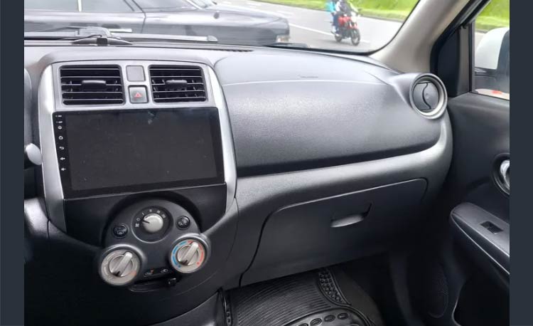 Nissan Versa 1.6 Advance