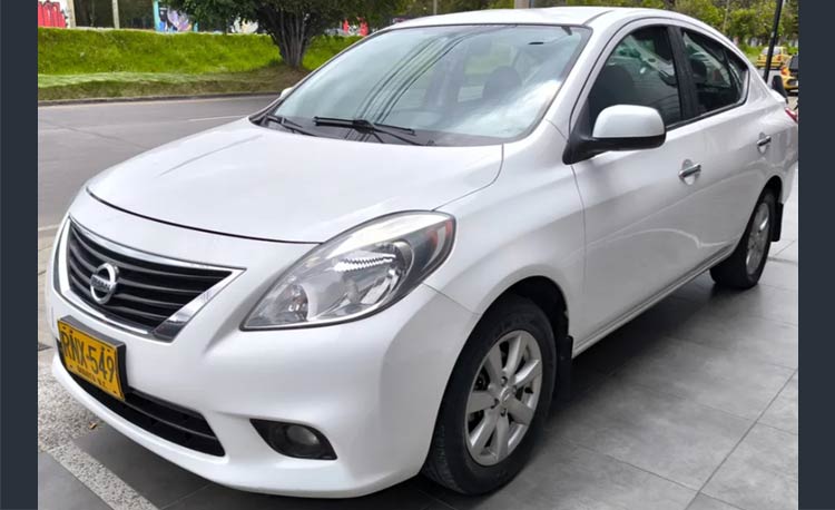 Nissan Versa 1.6 Advance