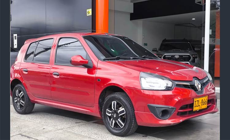 Renault CLIO STYLE 1.2 Night & Day