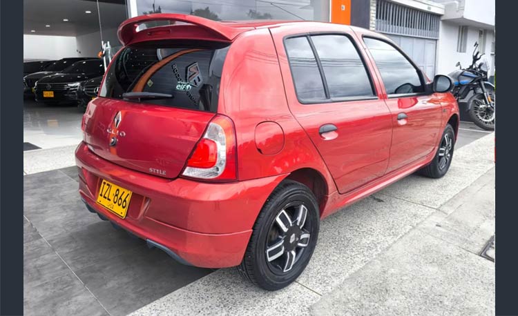 Renault CLIO STYLE 1.2 Night & Day