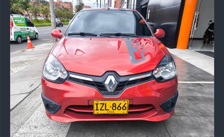 Renault CLIO STYLE 1.2 Night & Day