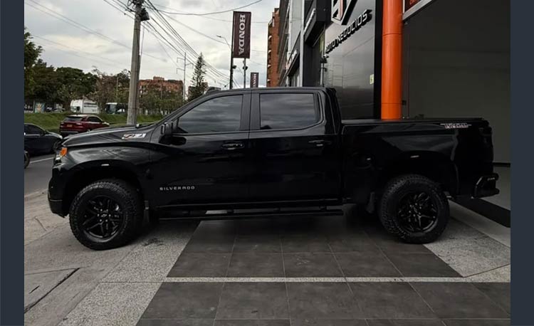 Chevrolet Silverado 5.3 Z71 4X4 At
