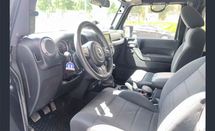 Jeep Wrangler 3.8 Sport