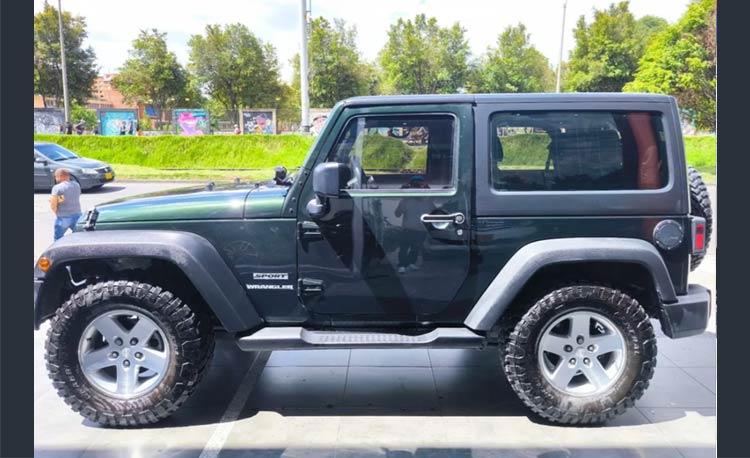 Jeep Wrangler 3.8 Sport
