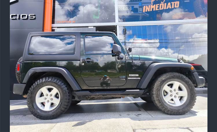 Jeep Wrangler 3.8 Sport