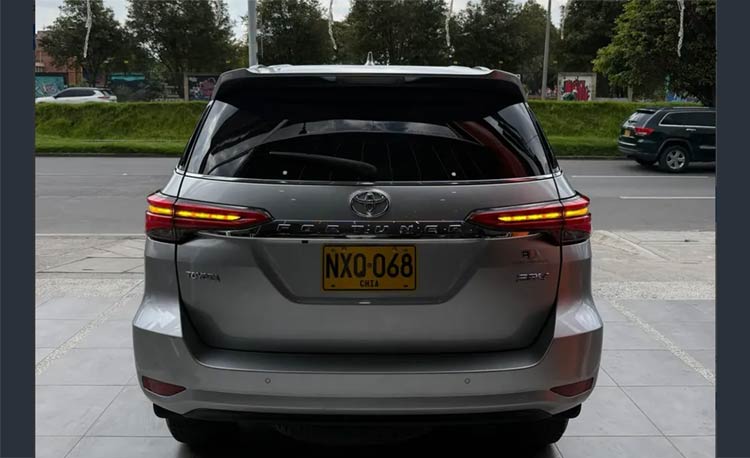 Toyota Fortuner 2.7 Srv Street Aut