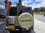 Toyota Land Cruiser 76