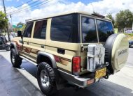 Toyota Land Cruiser 76