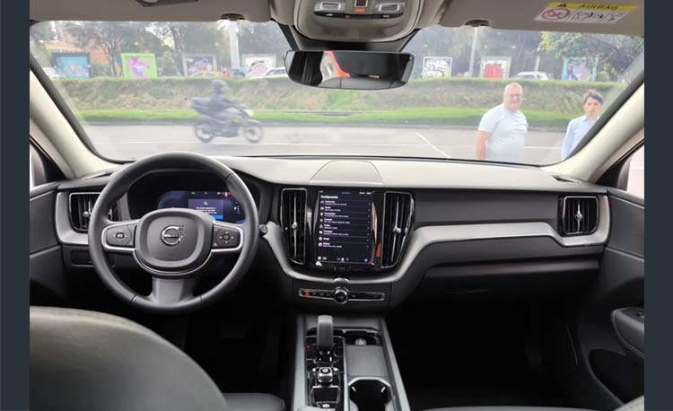 Volvo XC60 2.0 T8 Plus