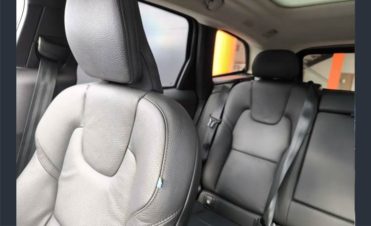 Volvo XC60 2.0 T8 Plus