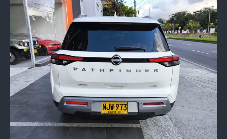 Nissan Pathfinder 3.5 V6 Exclusive Awd At