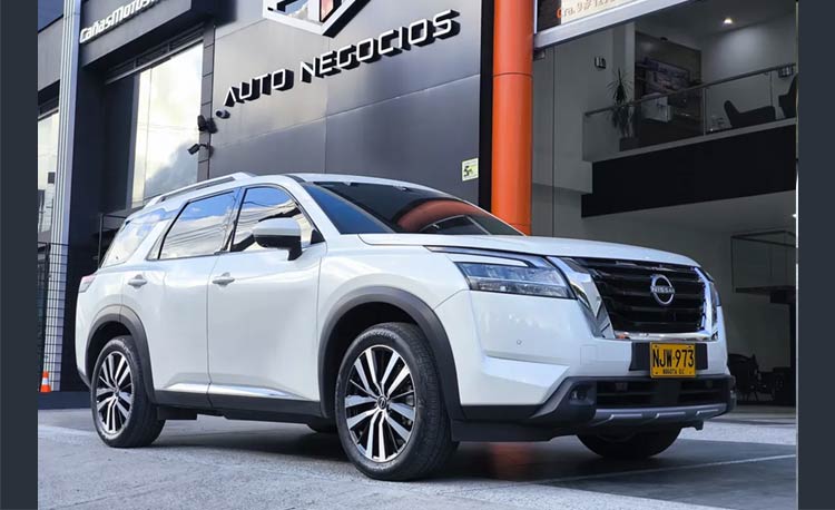 Nissan Pathfinder 3.5 V6 Exclusive Awd At