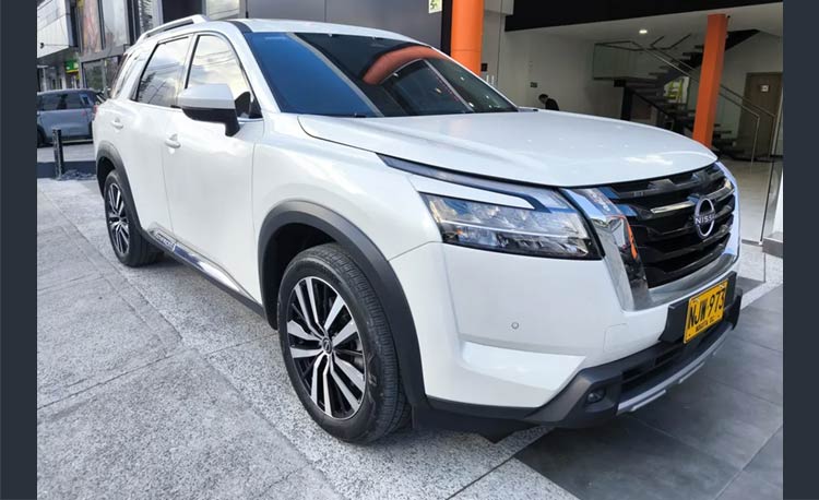 Nissan Pathfinder 3.5 V6 Exclusive Awd At