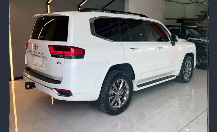 Toyota Land Cruiser 300 3.4 300 Zx