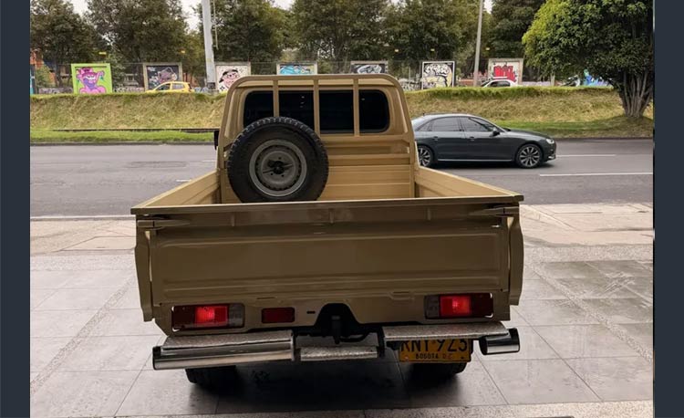 Toyota Land Cruiser Platon