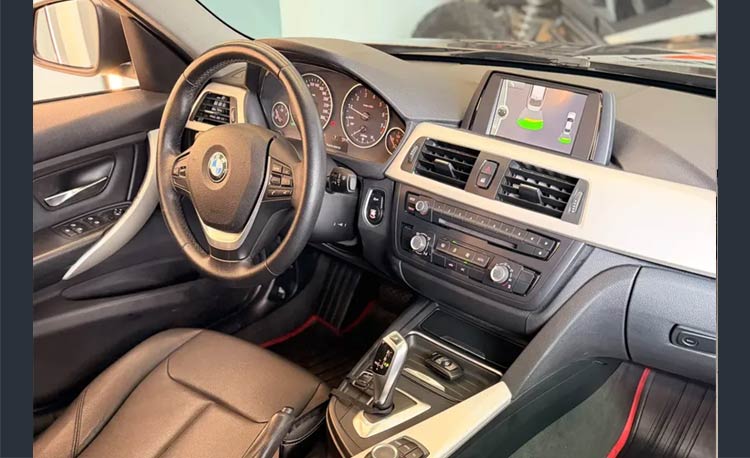 BMW Serie 3 2.0 320i E90