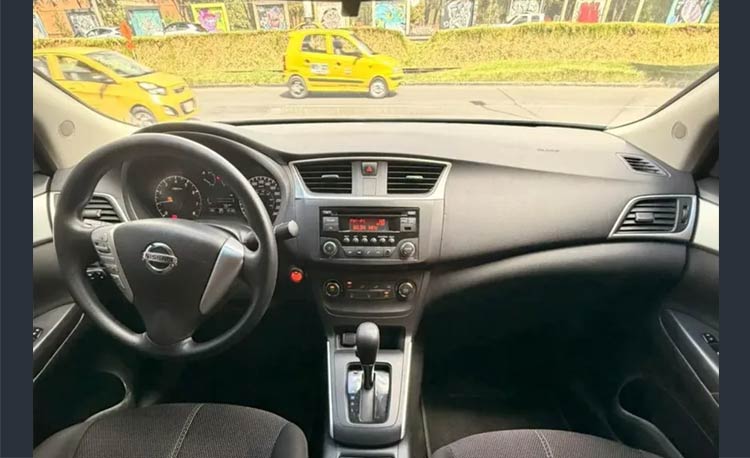 Nissan Sentra 1.8 B17 Fl Sense