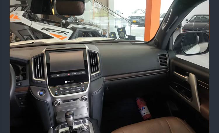 Toyota Land cruiser lc200 5.7L Fl