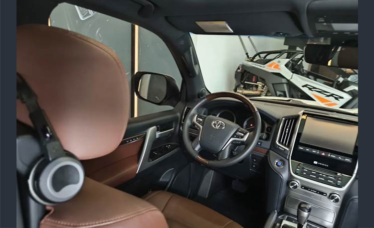 Toyota Land cruiser lc200 5.7L Fl