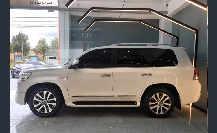 Toyota Land cruiser lc200 5.7L Fl