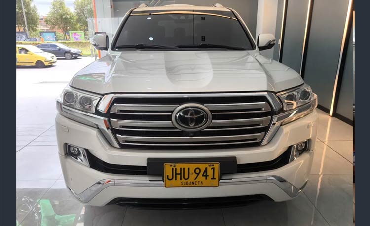 Toyota Land cruiser lc200 5.7L Fl