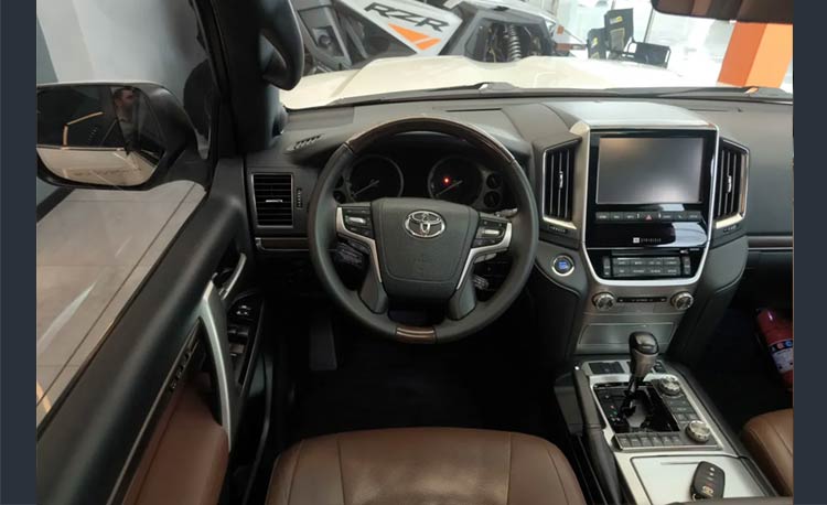 Toyota Land cruiser lc200 5.7L Fl